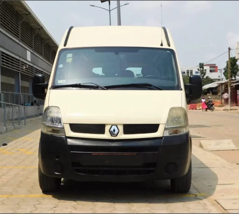 Minibus 16 places konnetzvoyages
